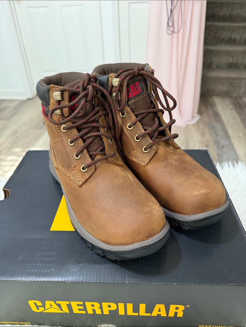 Caterpillar Brown Leather Lace-Up Work Boots Size 8 NWT